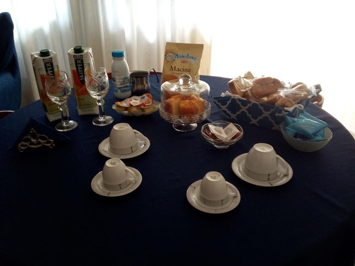 A Casa Di Lidia B&B Гаэта Экстерьер фото